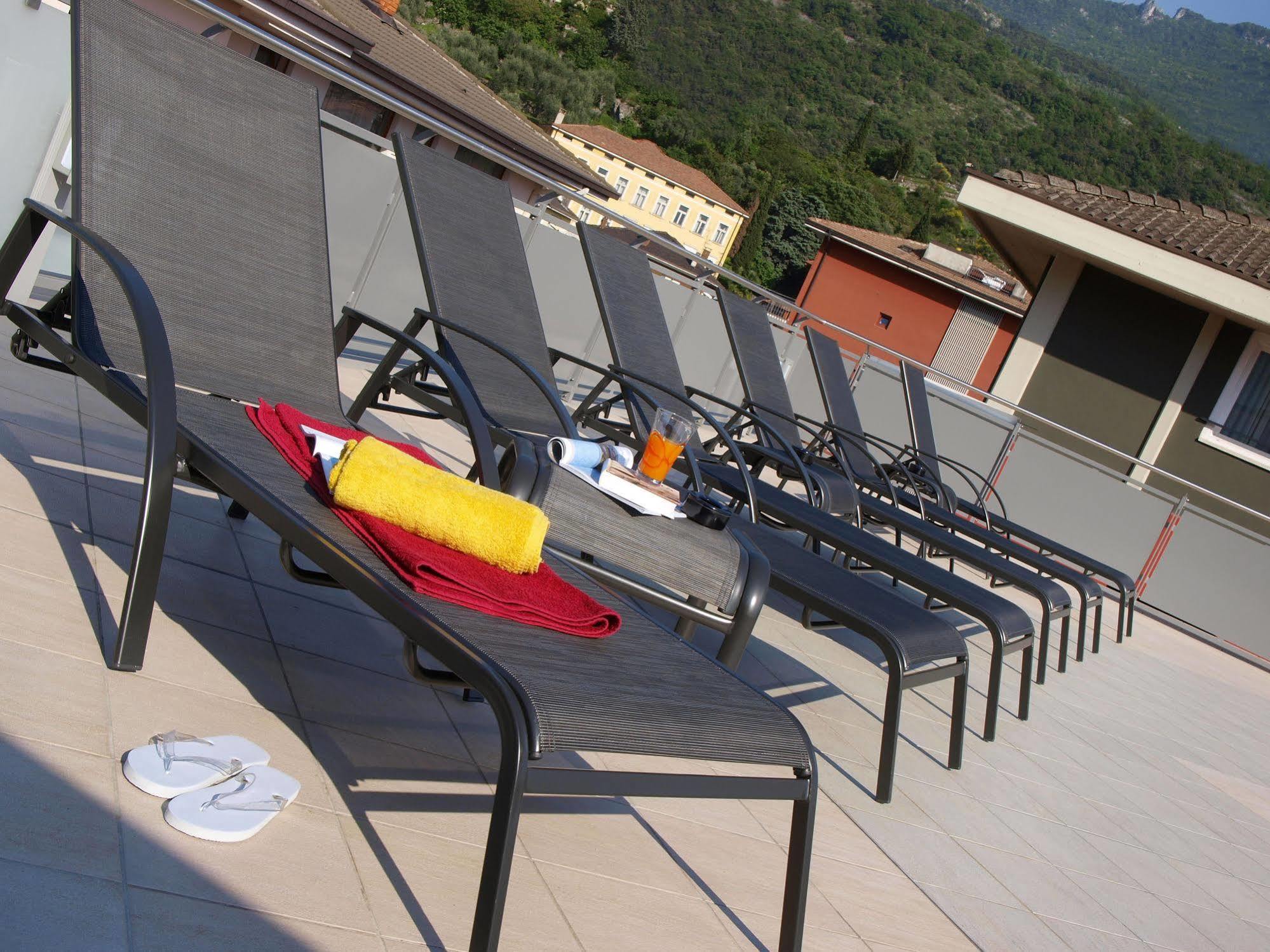 Hotel Garni Corallo Torbole Sul Garda Exterior foto